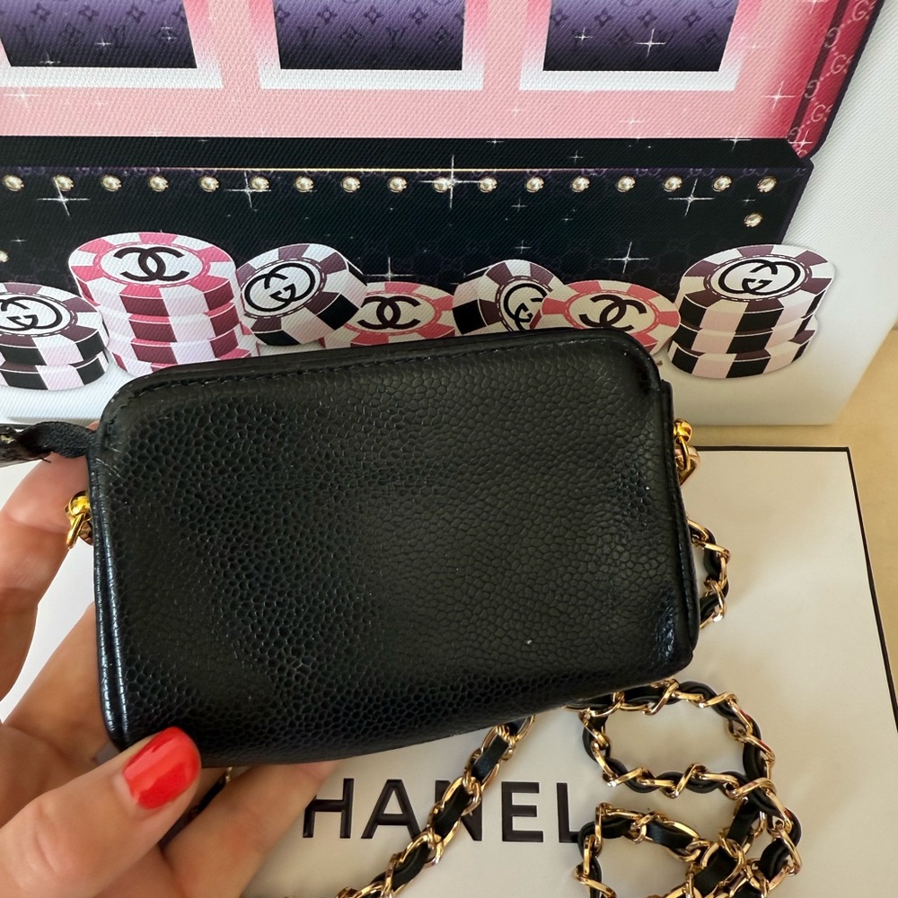 Chanel Black Caviar Leather CC Mini Pouch Bag - Picture 4 of 17